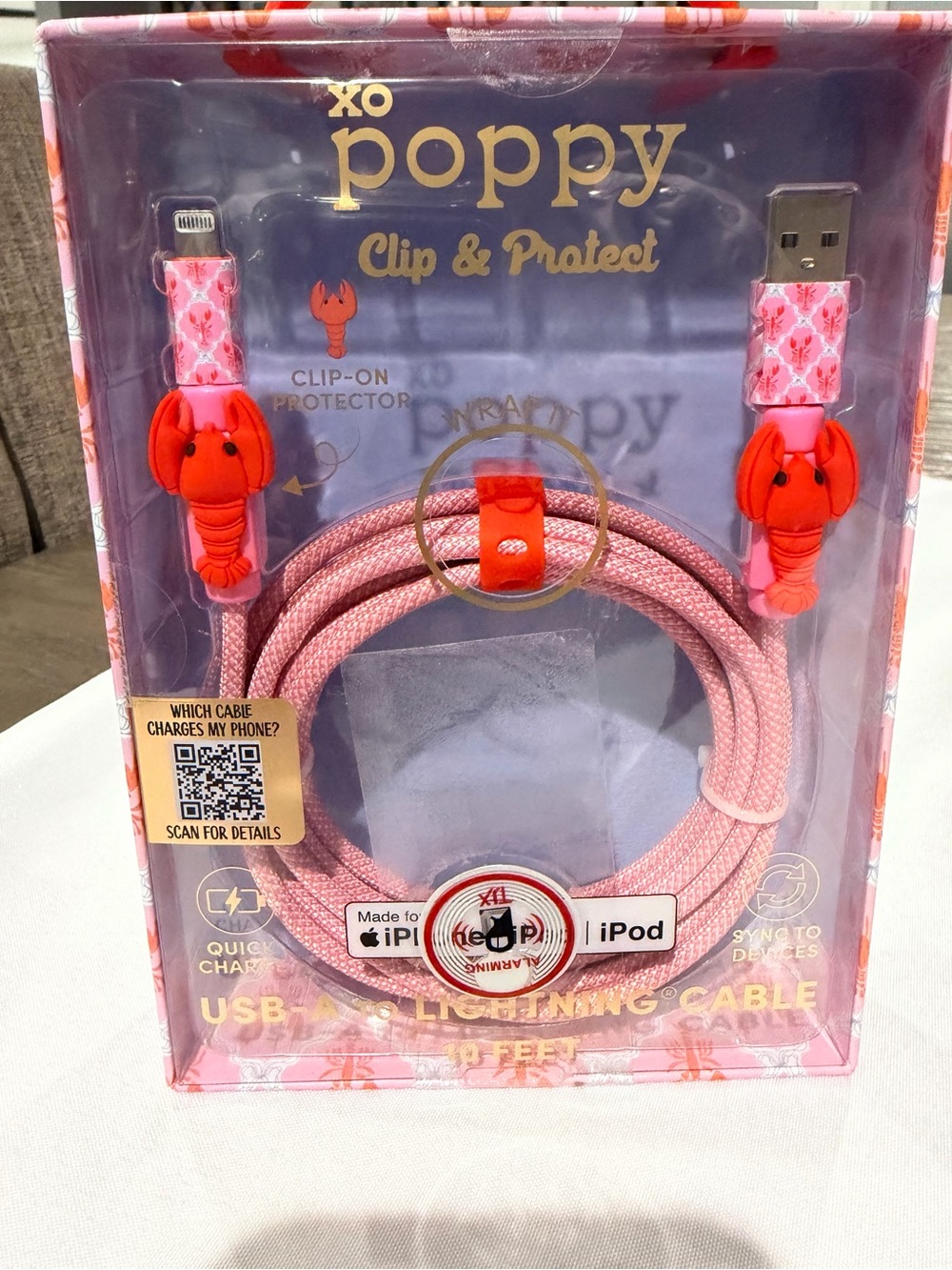 Pink Clip & Protect USB to Lightning Cable